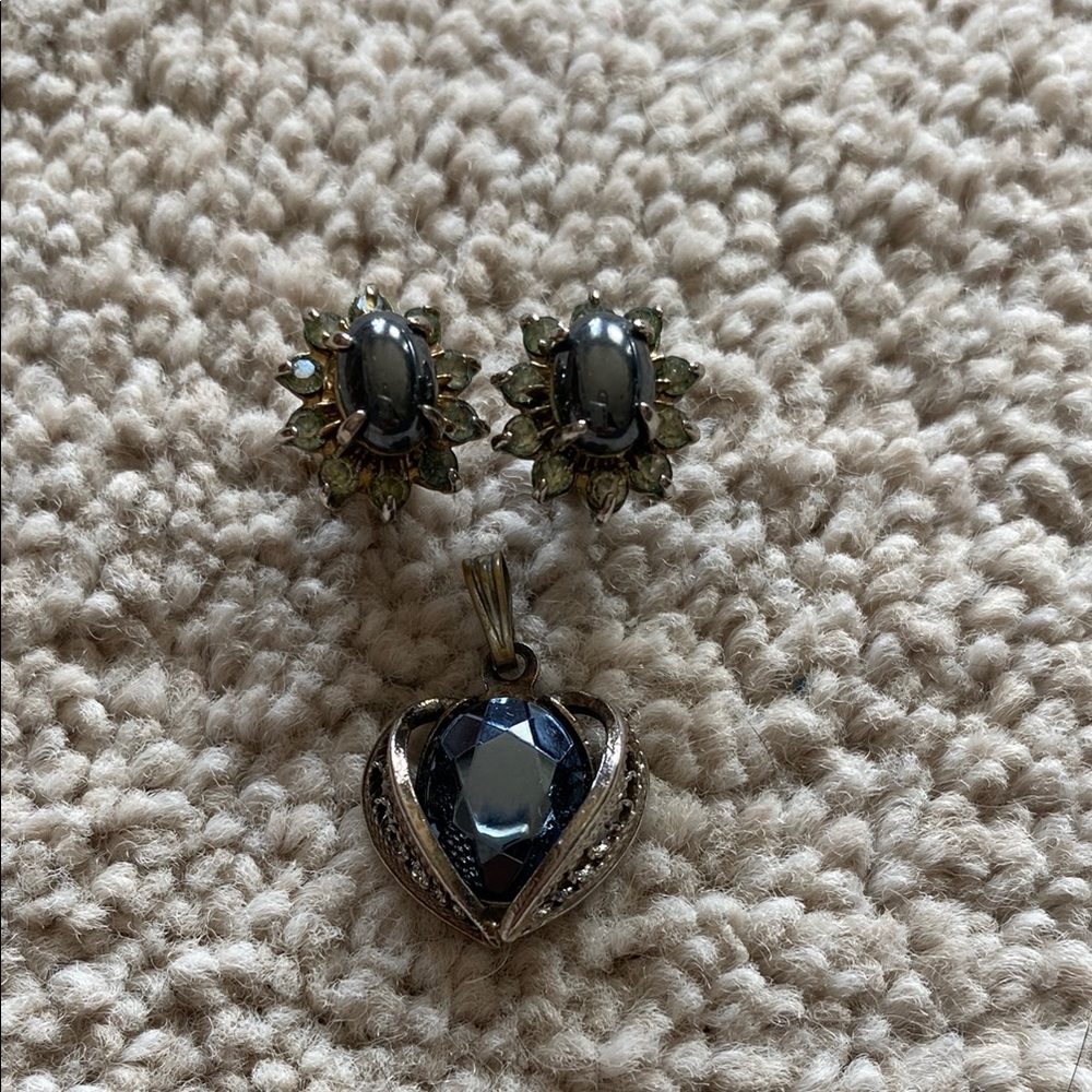 Alaskan Hematite Earring and Pendant Set